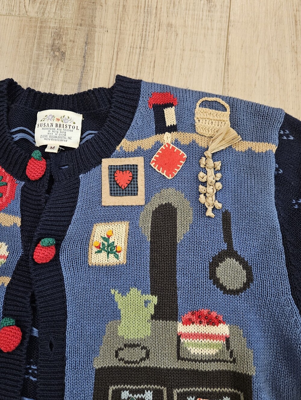 VTG 1995 Susan Bristol Cardigan Sweater Medium Folk Art Kitchen Art To Wear - Picture 5 of 11